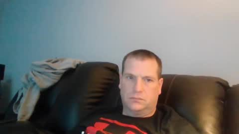 Snapshot of lovetocum37 chatting on 02.22.25 lovetocum37 online show from 02.22.25