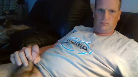 Snapshot of lovetocum37 chatting on 05.29.26 lovetocum37 online show from 05.29.26