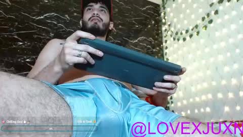 Snapshot of lovexjuxn77 chatting on 04.22.26 lovexjuxn77 online show from 04.22.26