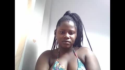 lovie_paula online show from 09.25.25