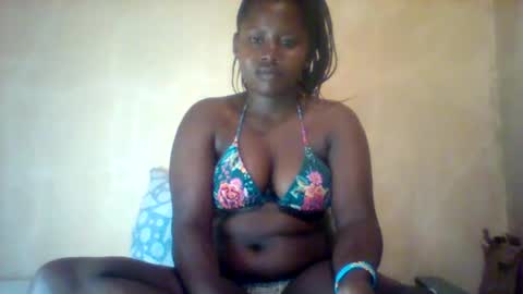 Snapshot of loviett chatting on 04.05.26 loviett online show from 04.05.26