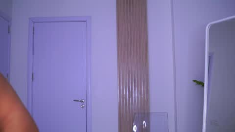 Nora online show from 02.19.25