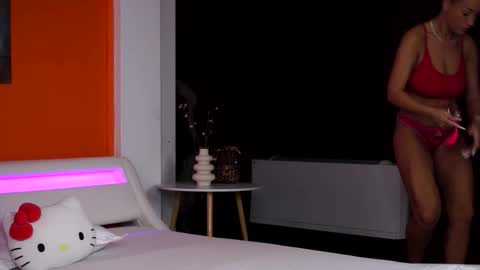 Nora online show from 02.20.26