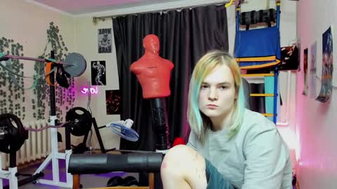 VECTORSTEVEPVT IS OPEN online show from 12.17.24