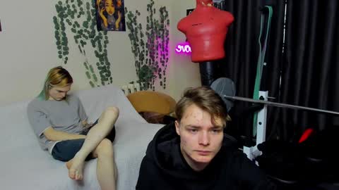 VECTORSTEVEPVT IS OPEN online show from 01.15.25