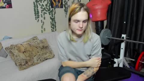 VECTORSTEVEPVT IS OPEN online show from 01.17.25