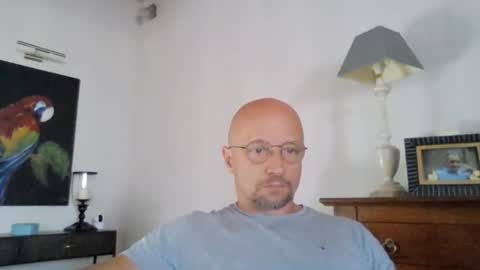 Snapshot of lrda49 chatting on 08.04.26 Espigle online show from 08.04.26