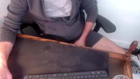 lreed090 online show from 09.12.25