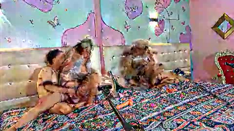 Snapshot of lu_pink chatting on 10.04.25 lu_pink online show from 10.04.25