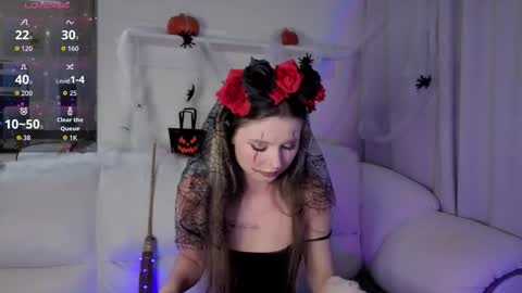 Lua online show from 10.27.25