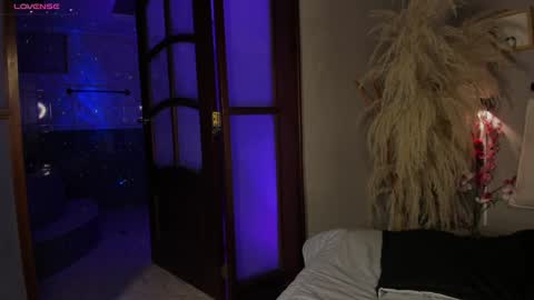  ---Goys incredible photographs online show from 01.13.25