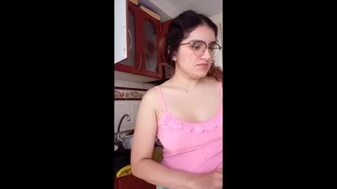 Snapshot of luana363 chatting on 04.18.26 luana363 online show from 04.18.26