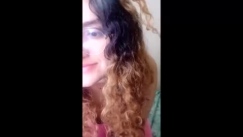Snapshot of luana363 chatting on 04.27.26 luana363 online show from 04.27.26