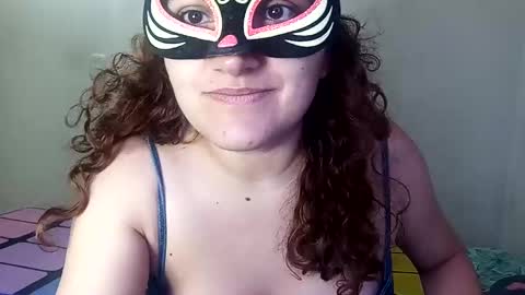 Snapshot of luanapowerful chatting on 01.17.25 luanapowerful online show from 01.17.25