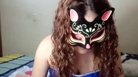 Snapshot of luanapowerful chatting on 02.08.25 luanapowerful online show from 02.08.25