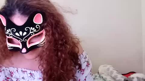 Snapshot of luanapowerful chatting on 03.11.25 luanapowerful online show from 03.11.25