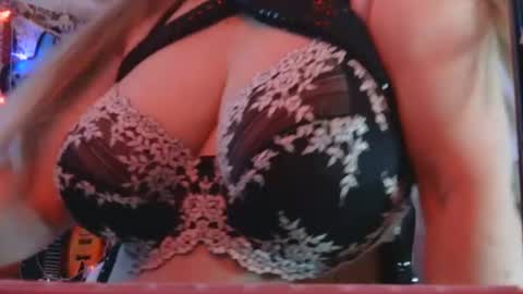Snapshot of luanna837 chatting on 06.14.26 luanna837 online show from 06.14.26