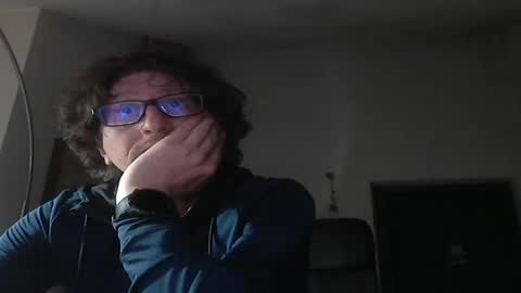Snapshot of luca78_78 chatting on 04.26.26 luca78 online show from 04.26.26