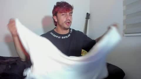 Snapshot of luca_santoro chatting on 03.26.26 Luca online show from 03.26.26