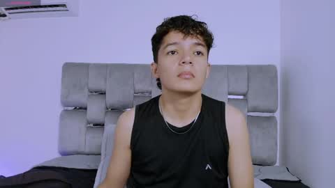 Snapshot of luca_voss1 chatting on 04.16.26 luca_voss1 online show from 04.16.26