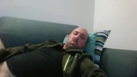 Snapshot of lucabeech88 chatting on 10.28.25 Luca online show from 10.28.25