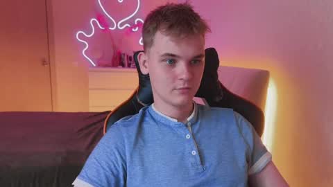 Lucas Gill online show from 09.11.25