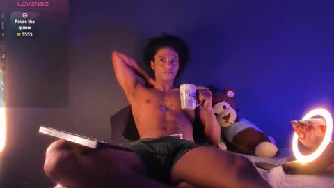   online show from 09.11.25