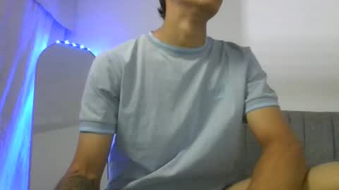 Snapshot of lucas_hernandez1 chatting on 04.14.26 Lucas online show from 04.14.26