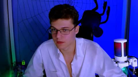 lucas_long_ online show from 10.23.25