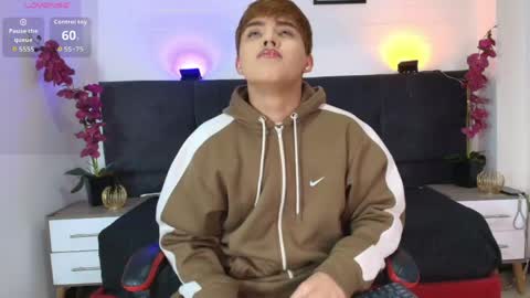 Lucas lovee online show from 06.01.26