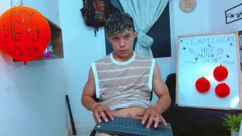 Lucas Luxx online show from 11.29.25