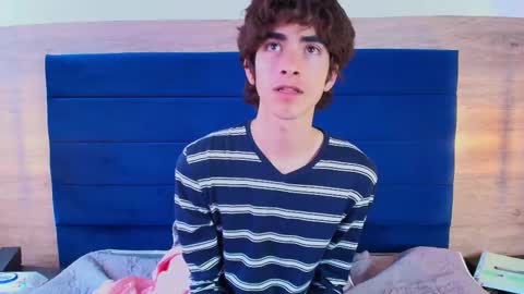 Snapshot of lucas_xo chatting on 09.09.25 lucas_xo online show from 09.09.25