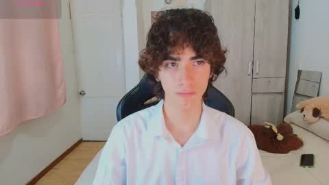 lucas_xo online show from 12.17.25