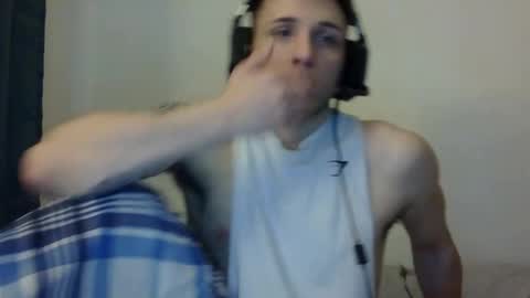 lucasbacon13 online show from 12.03.24