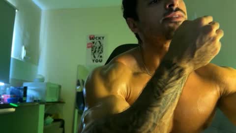 lucasfit24 online show from 03.25.26