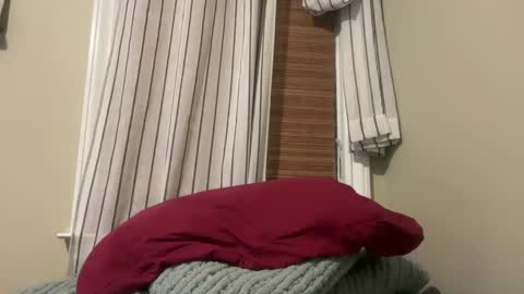 Snapshot of lucca_d123 chatting on 01.17.25 lucca_d123 online show from 01.17.25