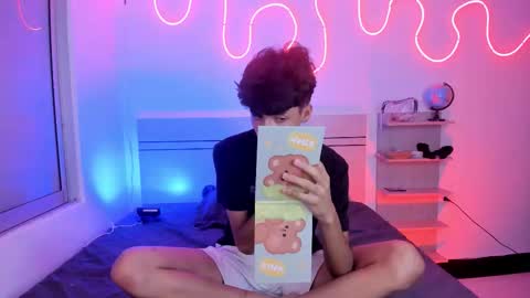 Luccas Ferreira online show from 11.01.25