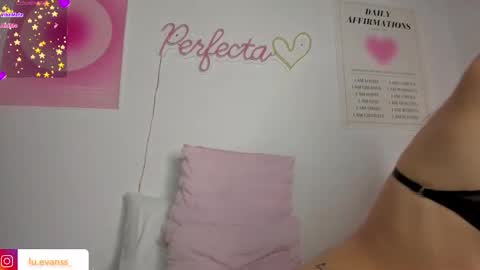 Snapshot of lucero_evanss chatting on 01.16.25 Lucero online show from 01.16.25