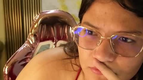 Snapshot of lucero_s chatting on 05.24.26 Lucero online show from 05.24.26