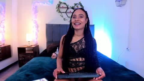 Snapshot of lucerop_ chatting on 04.30.26 Lucero online show from 04.30.26