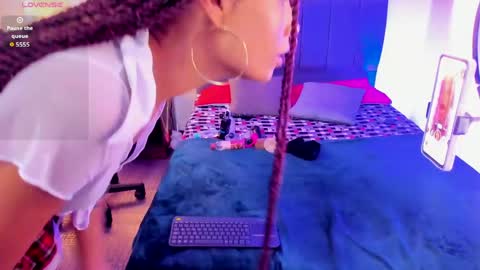 Snapshot of lucerop_ chatting on 05.26.26 Lucero online show from 05.26.26