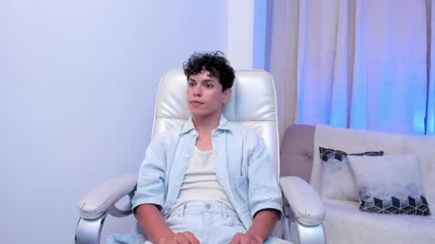 Snapshot of lucho6_9 chatting on 03.31.26 Lucho online show from 03.31.26