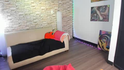 Luci online show from 03.05.25