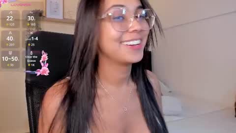 Lucia Brown  online show from 07.08.26