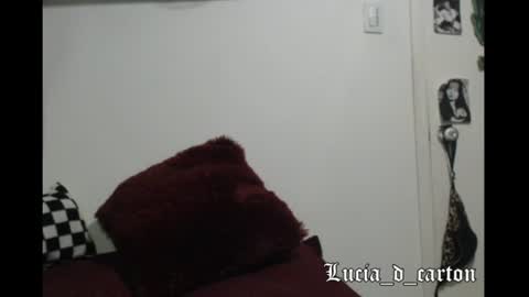 Snapshot of lucia_d_carton chatting on 07.17.26 Lulu DCarton online show from 07.17.26
