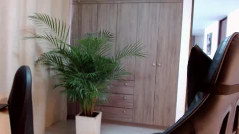 lucia star  online show from 01.16.26