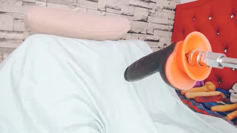 luciaaah online show from 02.10.25