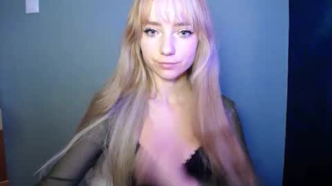 Lucy online show from 10.02.25