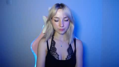 Snapshot of luciacam20 chatting on 07.18.26 Lucy online show from 07.18.26