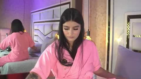 Snapshot of luciana_agudelo chatting on 06.14.26 luciana_agudelo online show from 06.14.26